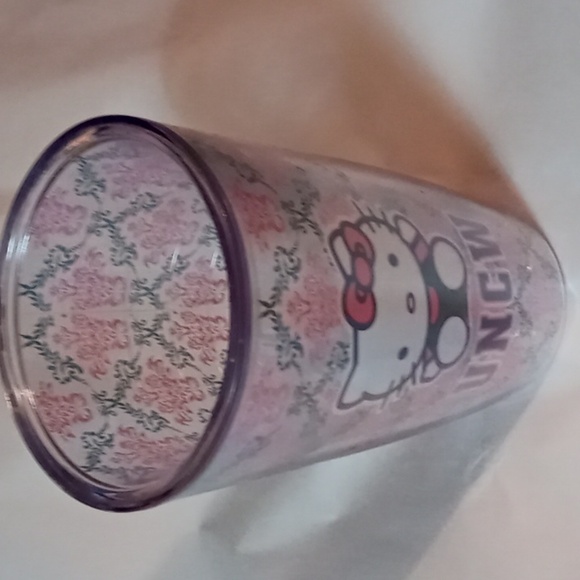 Custom UNCW Hello Kitty Tumbler - Picture 2 of 2